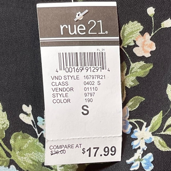 NWT RUE21 BLACK FLORAL DRESS SIZE S - Picture 16 of 16